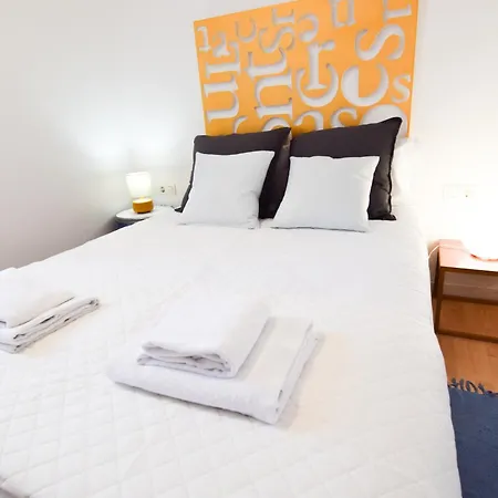 Apartament Letplanet Merced Center *