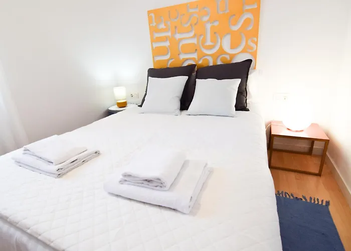 Apartamento Letplanet Merced Center *
