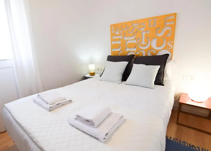 Letplanet Merced Center Apartamento